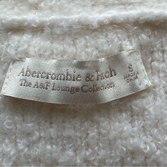 NWT Abercrombie and Fitch Lounge Ivory Boucle Wool Blend Cardigan Size Small - Picture 12 of 16